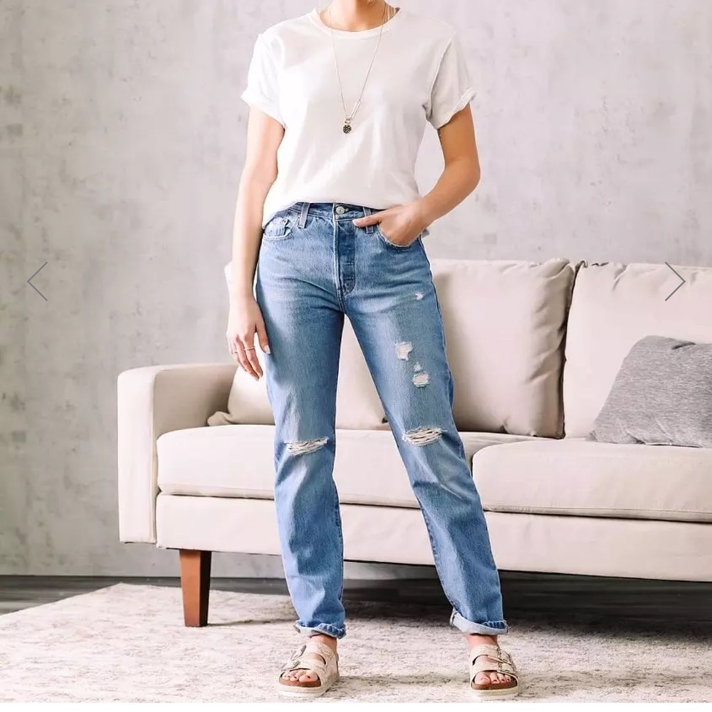 LEVI’S | 501® High Rise Straight Jean
